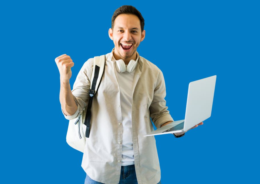 Aspirante aprobado contento