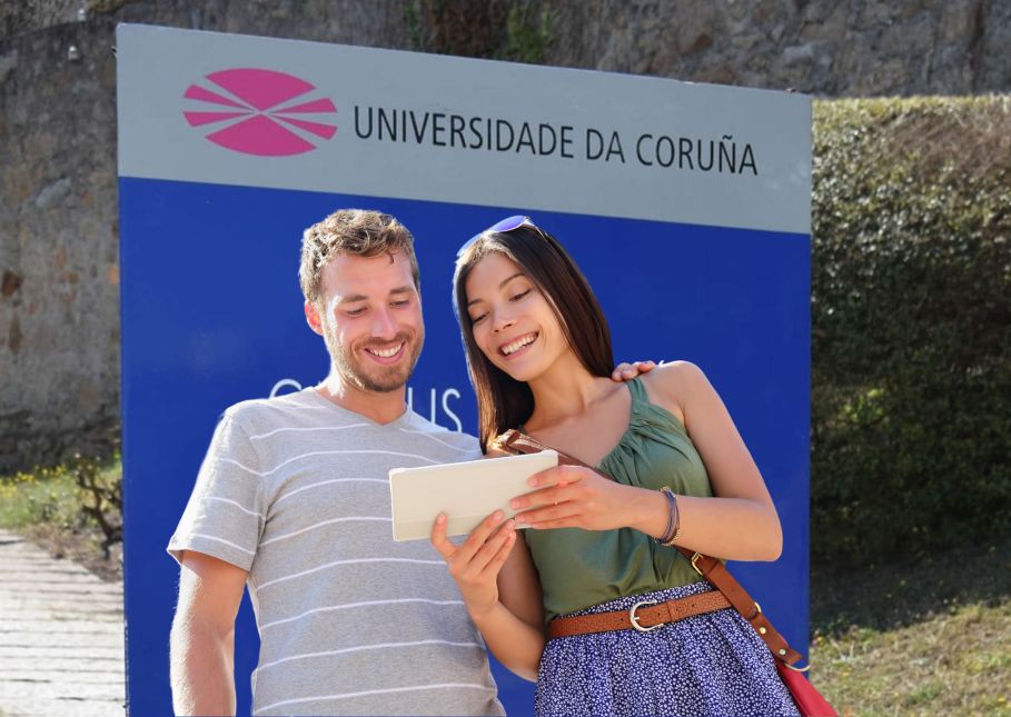 Opositores de la UDC