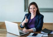 Orientadora laboral contenta
