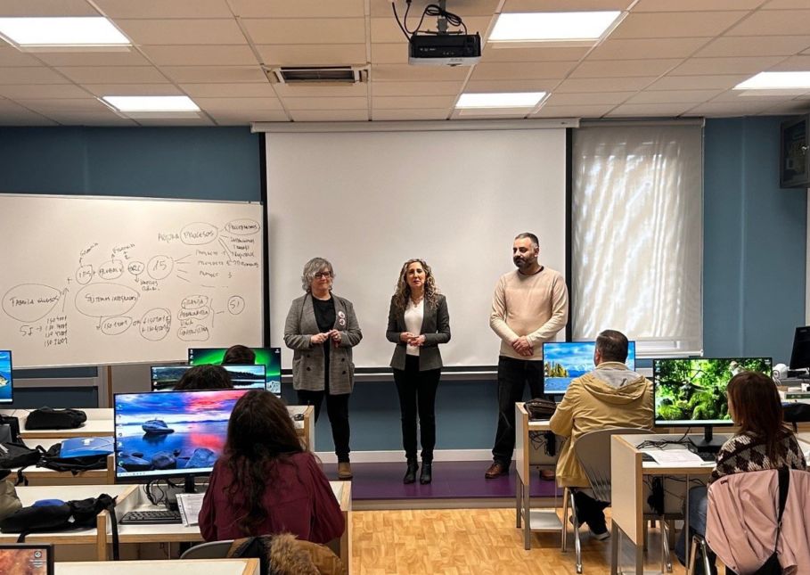 Visita de Martina Aneiros y Juan