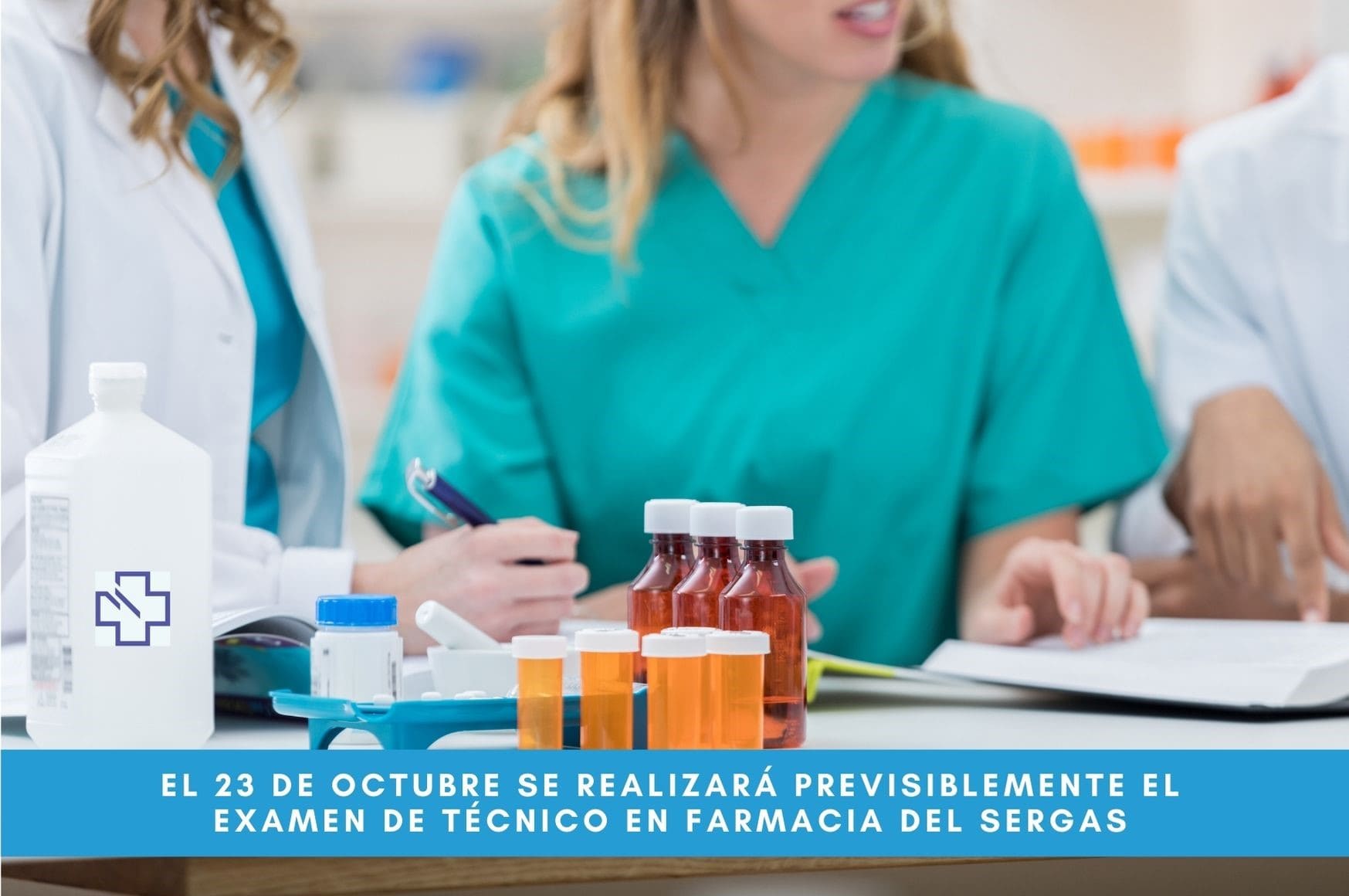 Técnicos en Farmacia trabajando